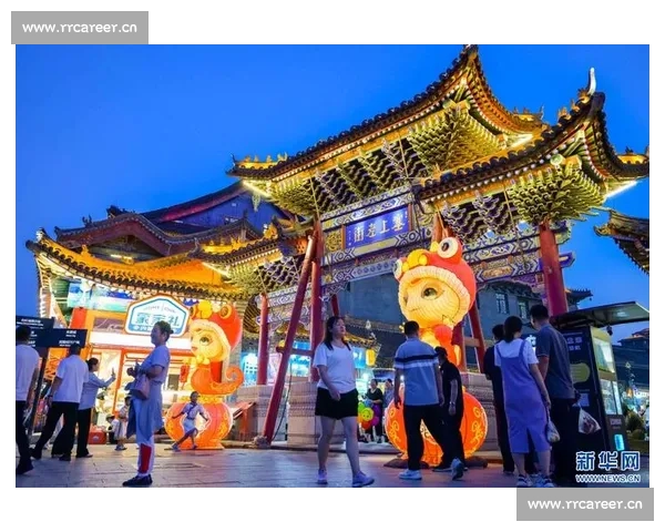 山城激荡江河潮重庆龙舟比赛点燃城市夏日激情全民参与传承非遗文化魅力