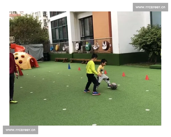 欢乐幼儿园足球赛激发童心与团队合作精神全面展现成长风采魅力